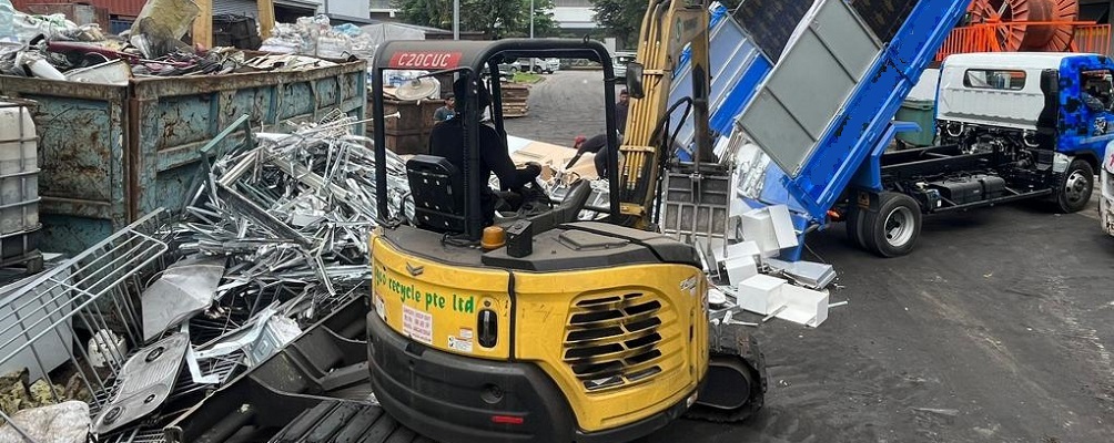 Scrap stainless steel material
